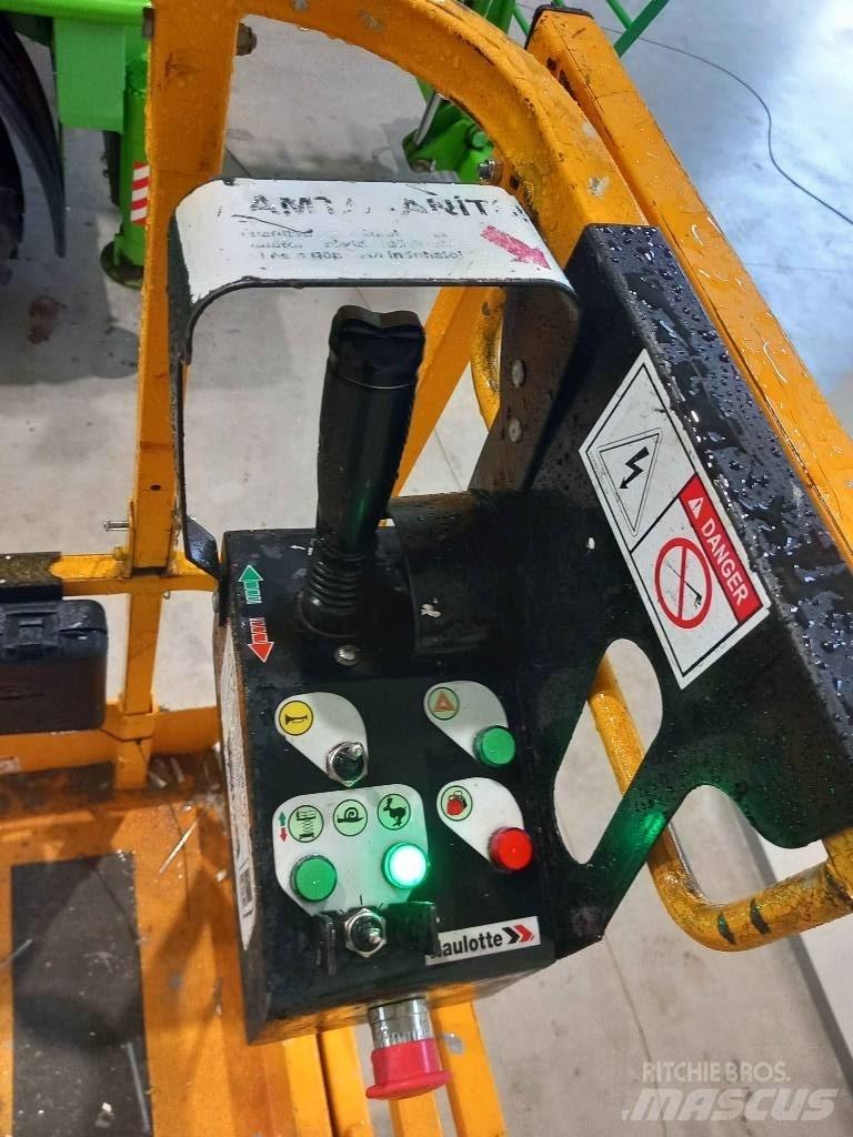 Haulotte Compact 14 Piattaforme a pantografo