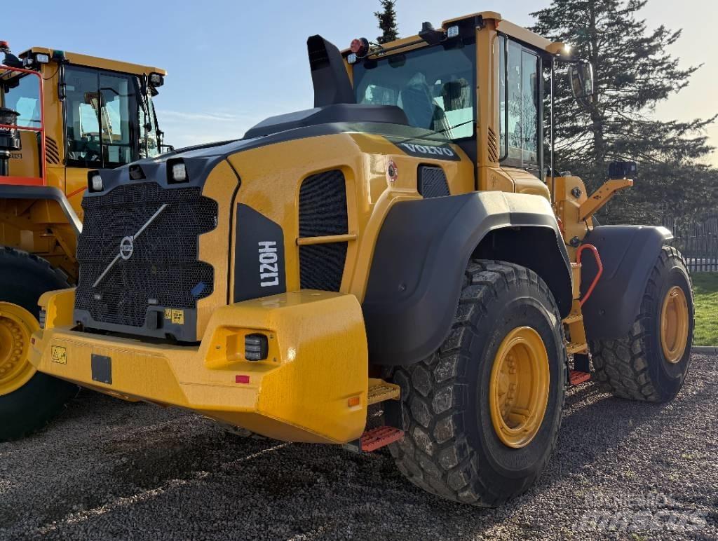 Volvo L 120 H Pale gommate