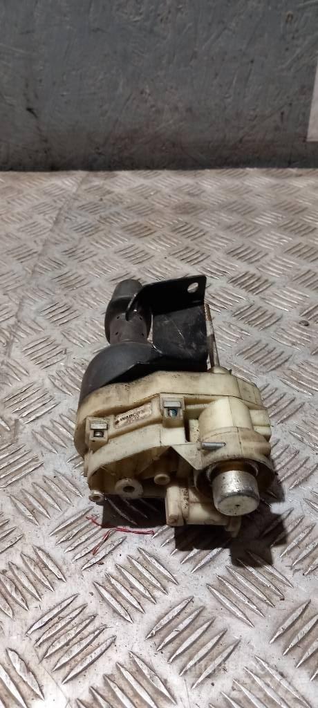 Volvo FH 12    20367533 Cabine e interni