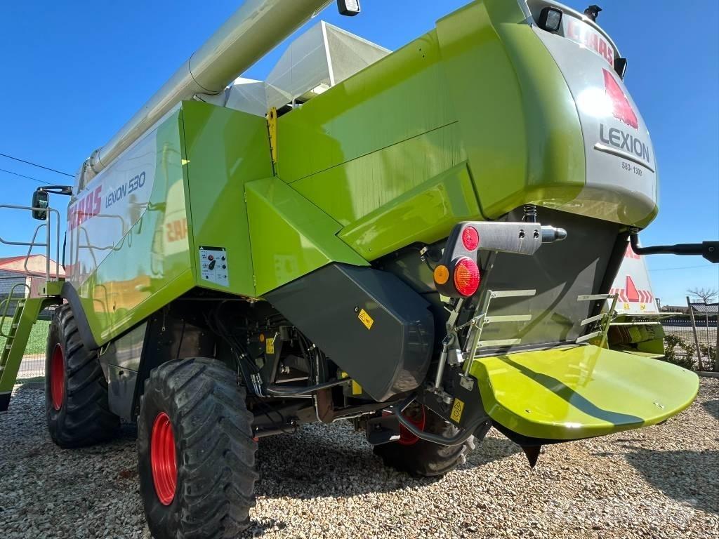 CLAAS Lexion 530 Mietitrebbiatrici