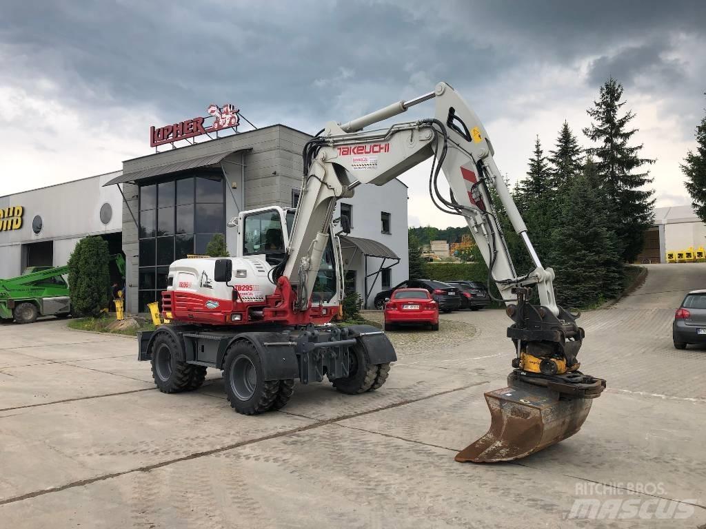 Takeuchi TB295W Escavatori gommati
