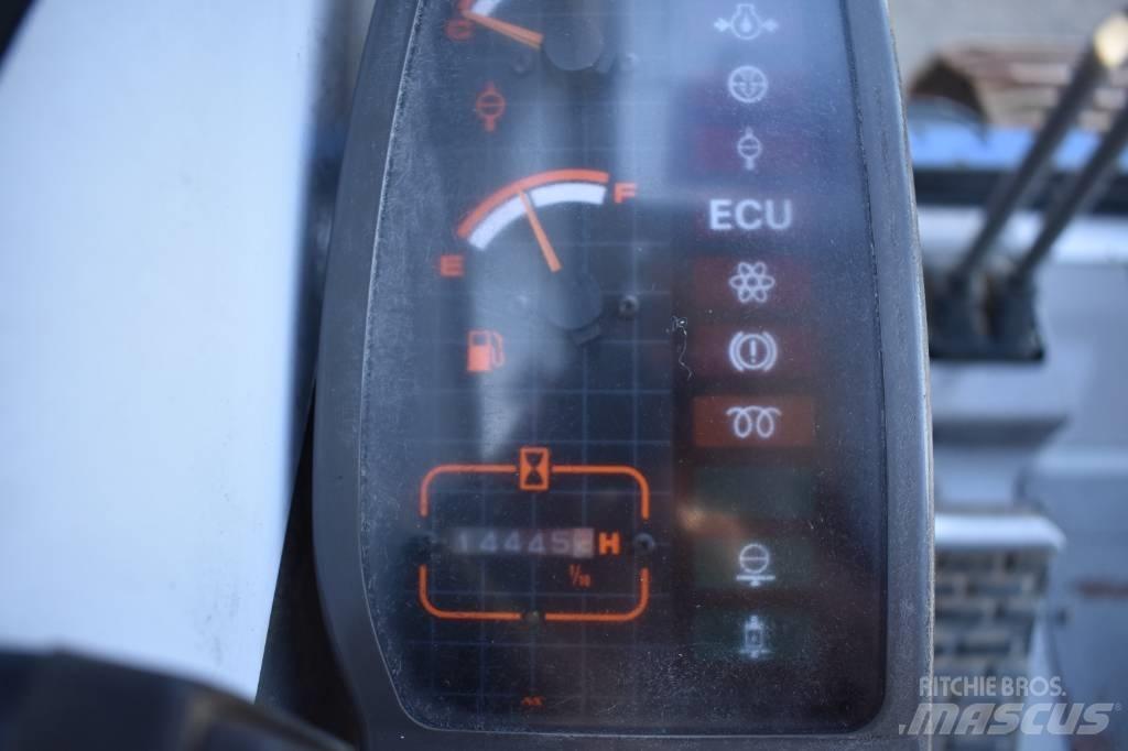 Hitachi SCX700 Gru cingolate