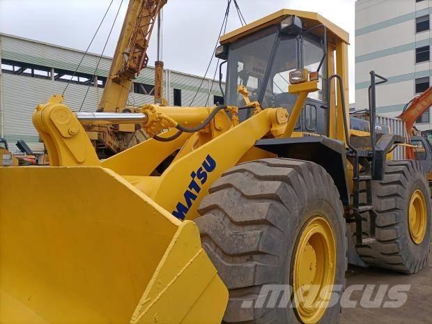 Komatsu WA470 Pale gommate