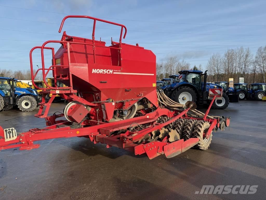 Horsch Pronto 4 DC Perforatrici