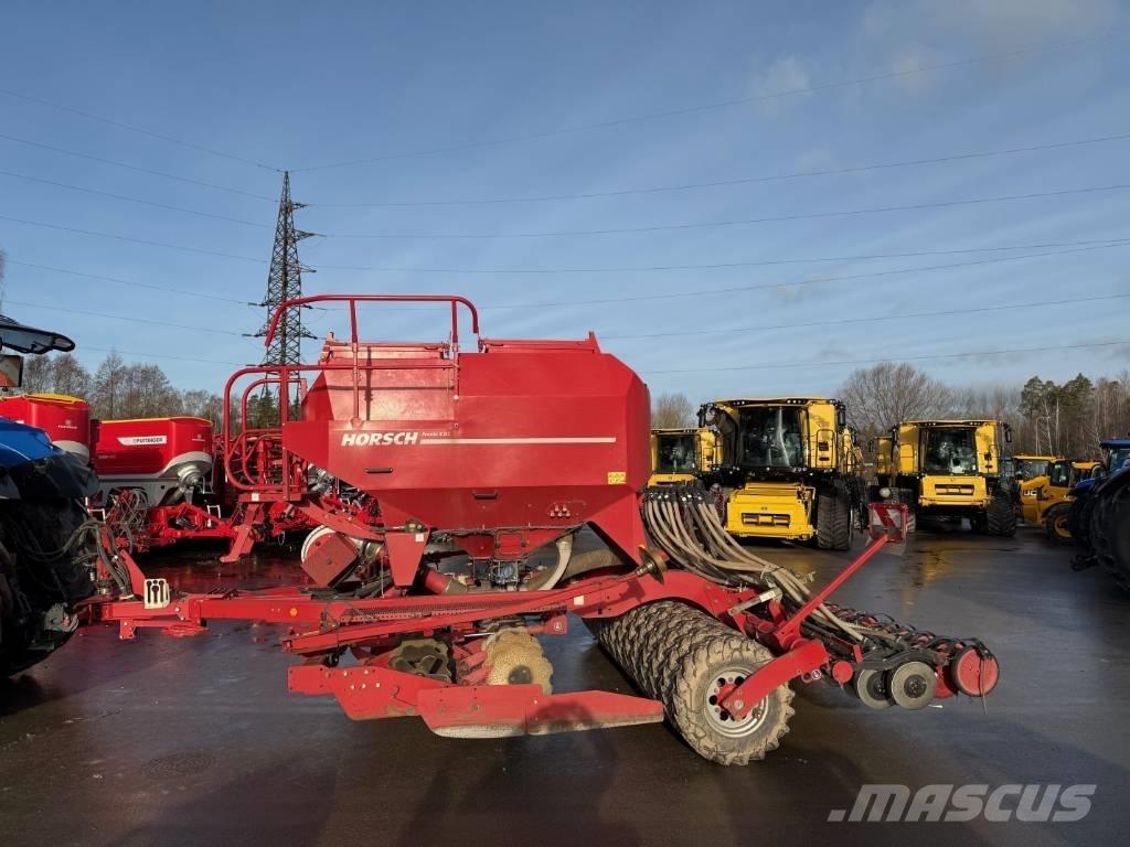 Horsch Pronto 4 DC Perforatrici