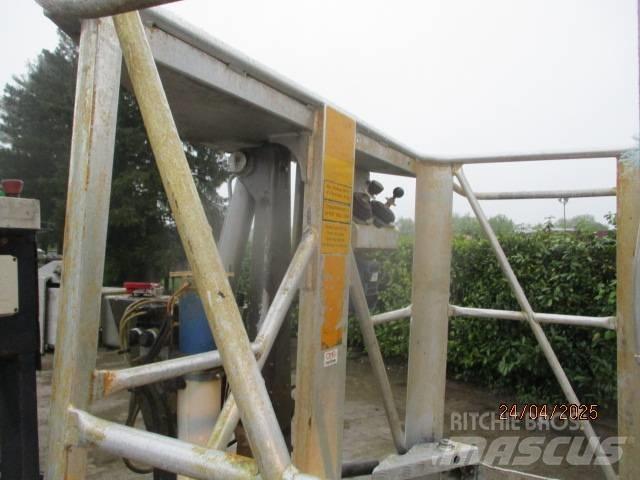 Denka-Lift DL 25 Piattaforme a braccio telescopico