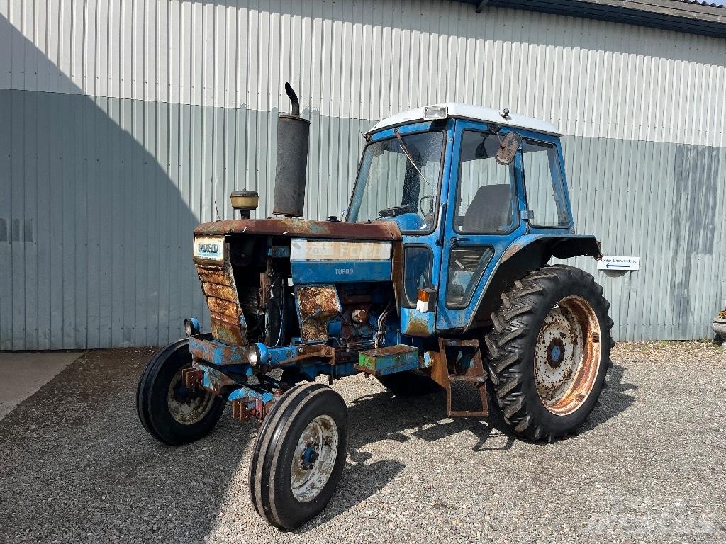 Ford 6700 Trattori