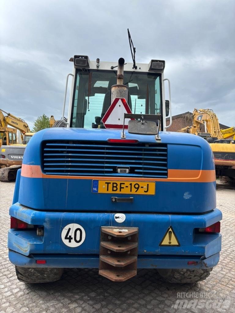 Ahlmann AZ 150 Pale gommate