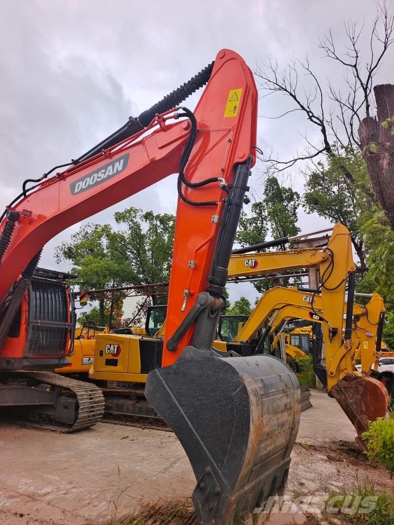 Doosan DX 300 LC-9C Escavatori cingolati