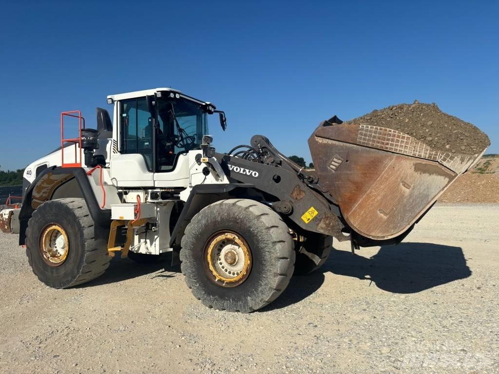 Volvo Radlader L150H Pale gommate