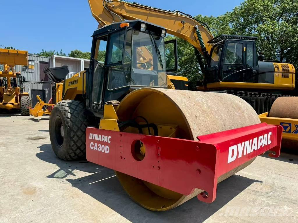 Dynapac CA 30 D Rulli monotamburo