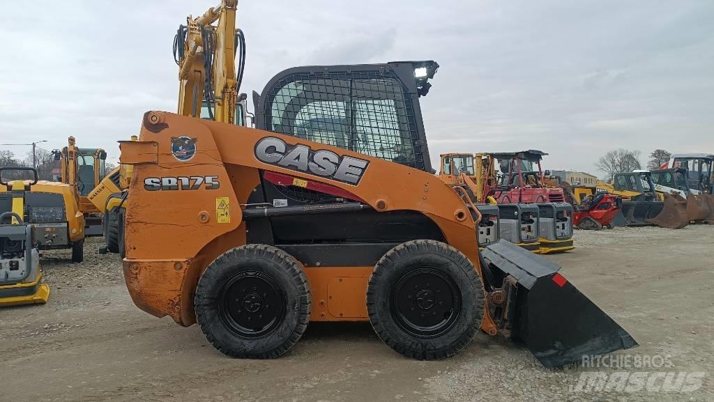 CASE SR 175 Mini Pale Gommate