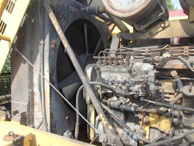 Komatsu WA 380-1L Pale gommate
