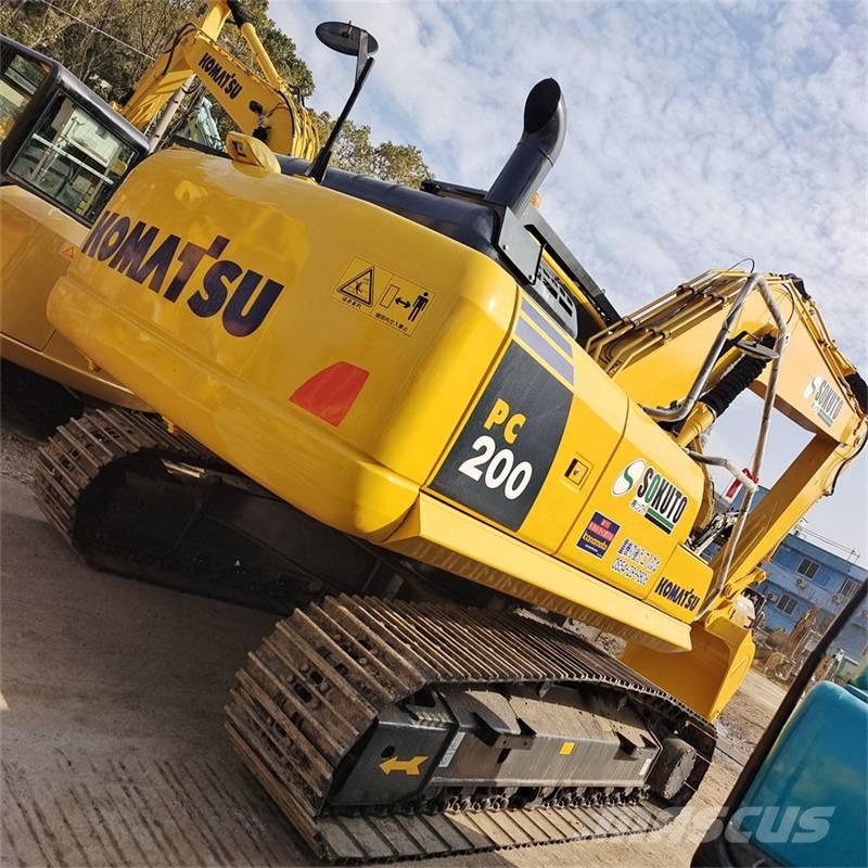 Komatsu PC 200 Escavatori cingolati