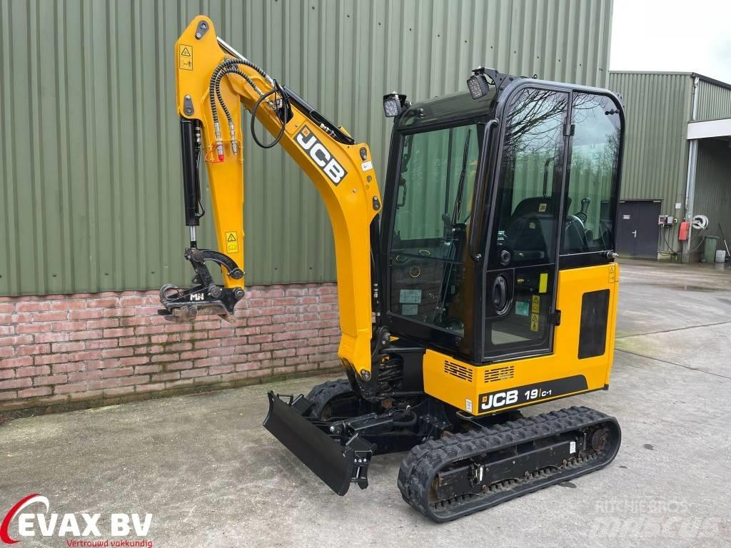 JCB 19 C-1 Miniescavatori