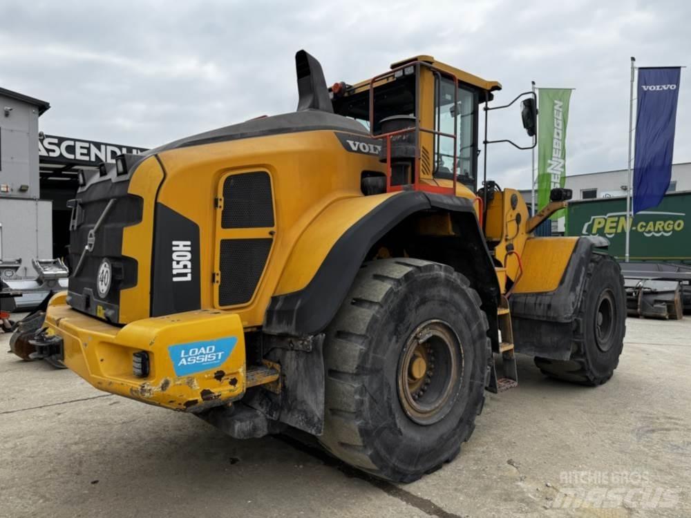 Volvo L150H Pale gommate