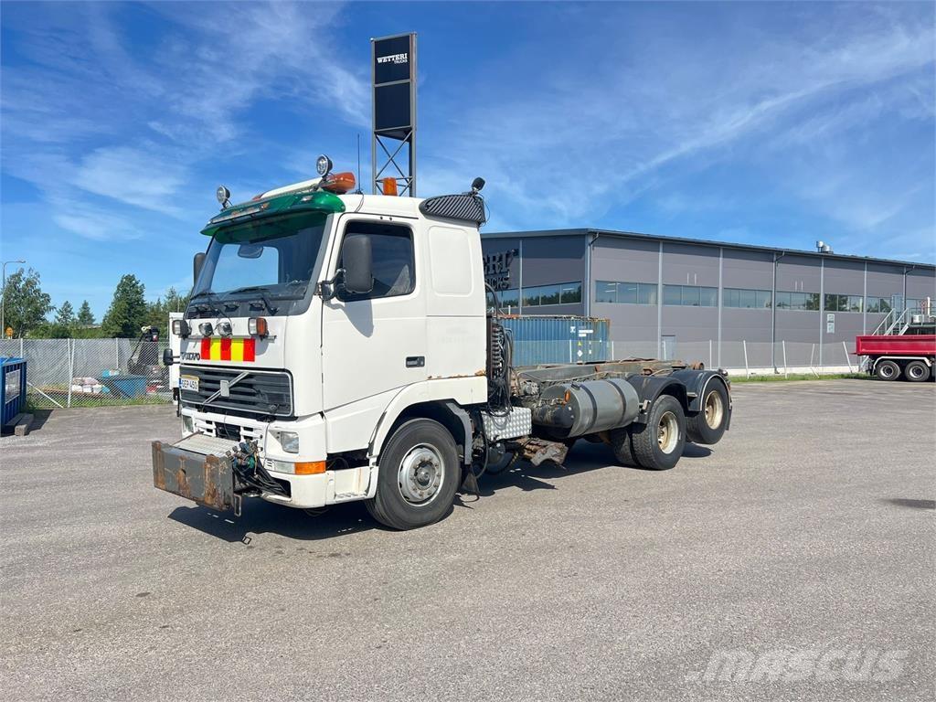Volvo FH12 6X2 Motrici scarrabili