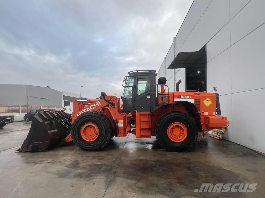 Hitachi ZW 330 Pale gommate