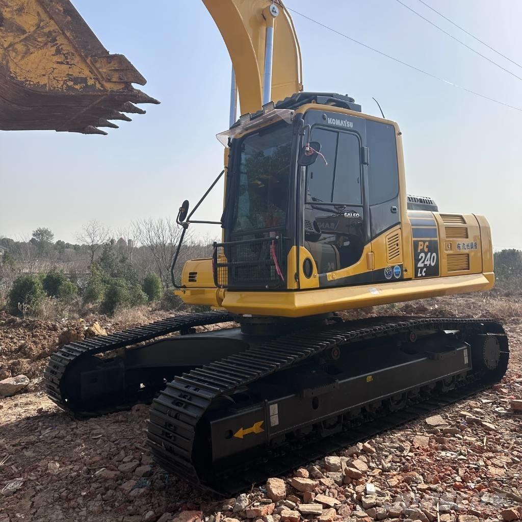 Komatsu PC 240 Escavatori cingolati