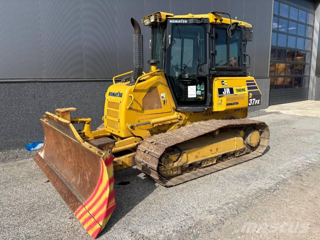 Komatsu D37 PX-23 Dozer cingolati
