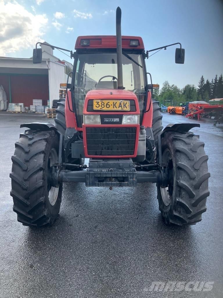 Case IH Maxxum 5130 Trattori