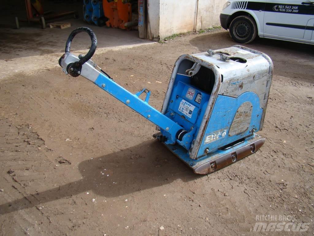 Weber CR 8 Compattatori da suolo