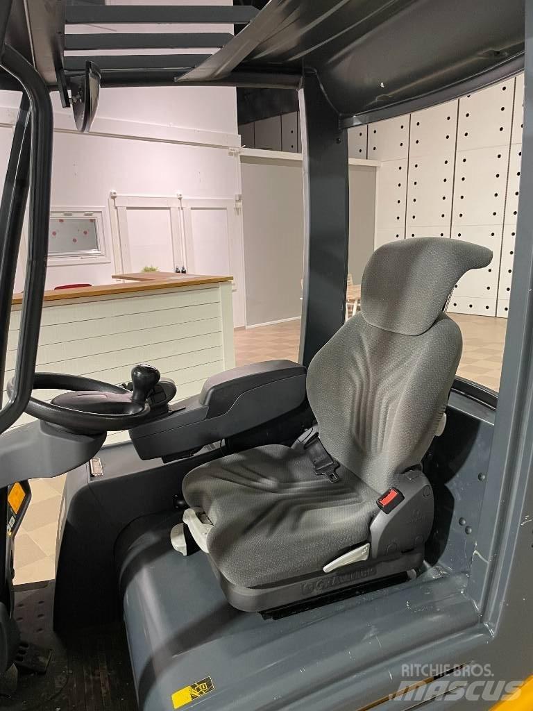 Jungheinrich EFG 213 Carrelli elevatori elettrici