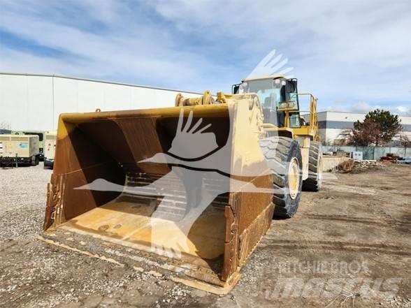 CAT 988H Pale gommate