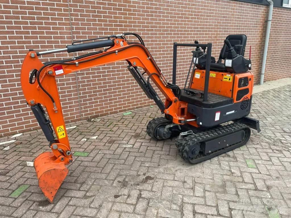 Rhino RTE-11B Miniescavatori