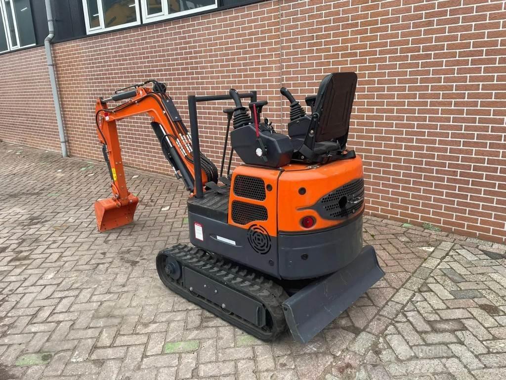 Rhino RTE-11B Miniescavatori
