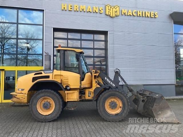 Volvo L 45 F Pale gommate