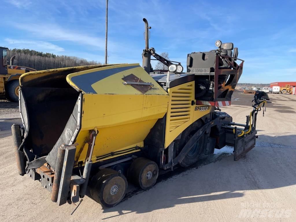 Bomag BF 300 P Finitrici
