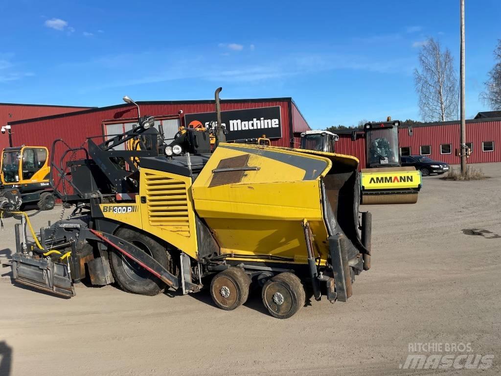 Bomag BF 300 P Finitrici