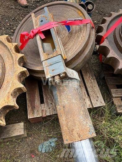 Liebherr R954CHD Pneumatici, ruote e cerchioni