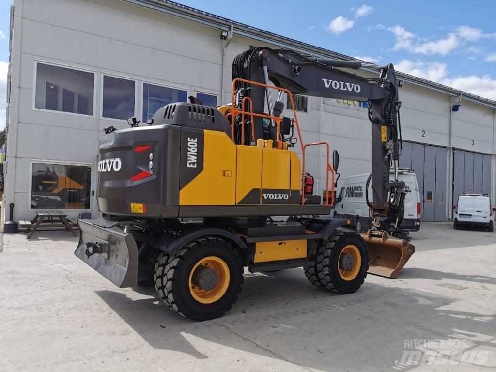 Volvo EW160E Escavatori gommati