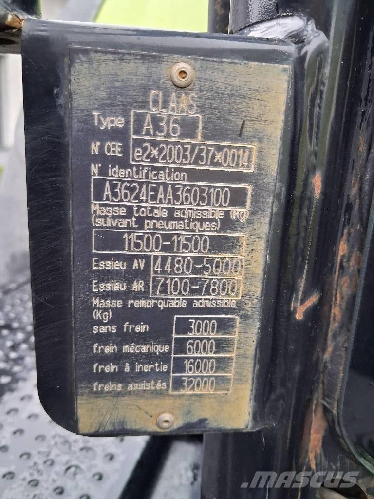 CLAAS Arion 640 Trattori