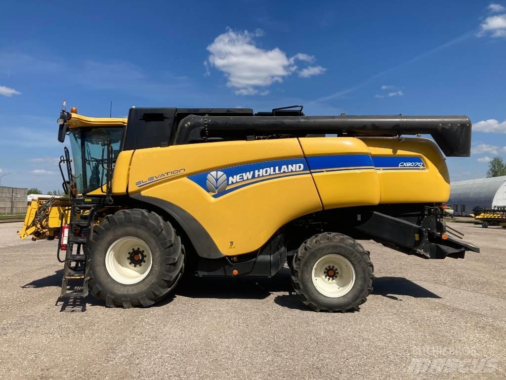 New Holland CX 8070 Mietitrebbiatrici