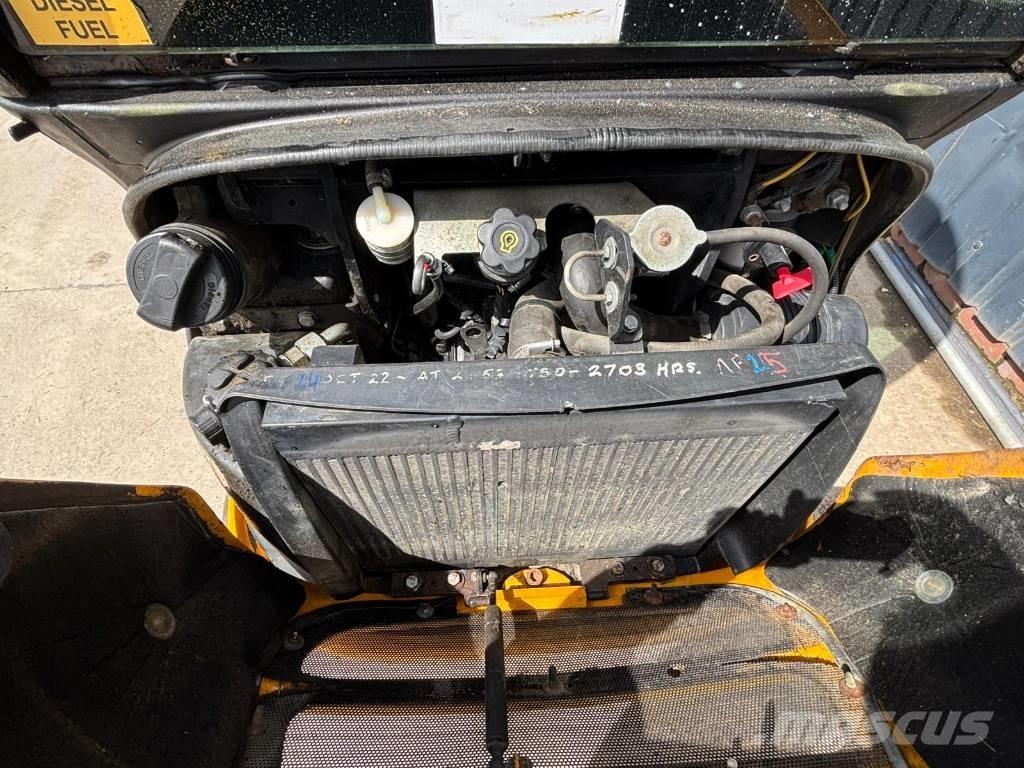 JCB 8018 CTS Miniescavatori