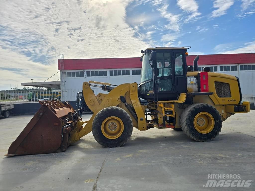 CAT 924 K Pale gommate