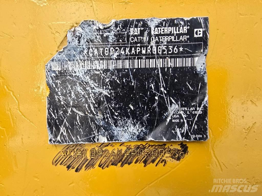 CAT 924 K Pale gommate