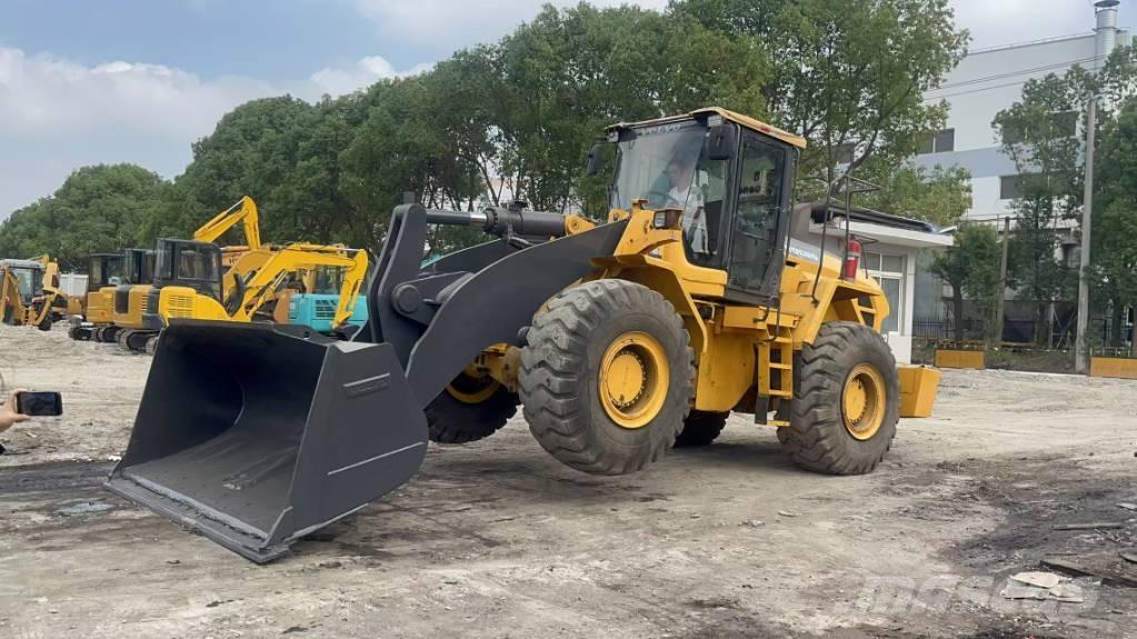 Volvo L 105 Pale gommate