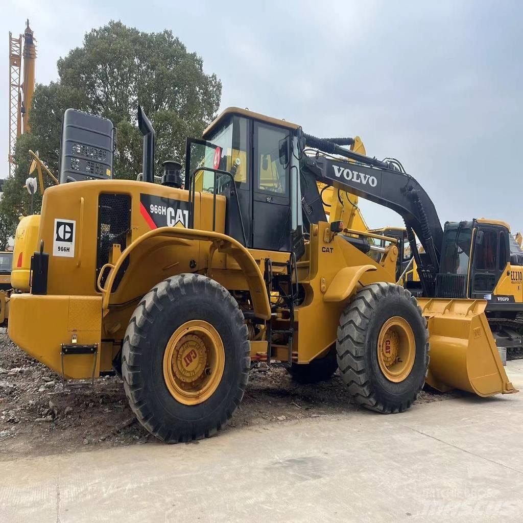 CAT 966h Pale gommate