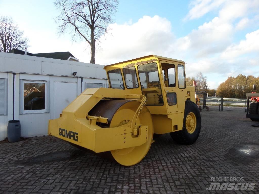 Bomag BW 211 AD Rulli monotamburo
