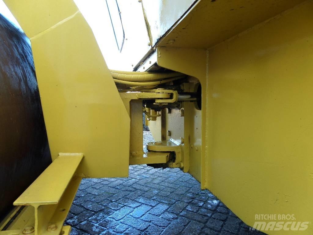 Bomag BW 211 AD Rulli monotamburo