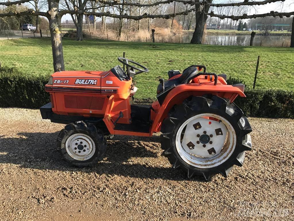 Kubota Bultra B17 Trattori