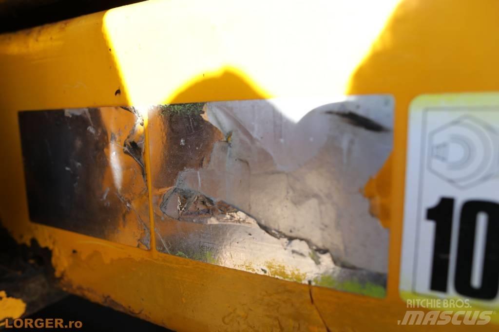 JCB JS 290 LC Escavatori cingolati