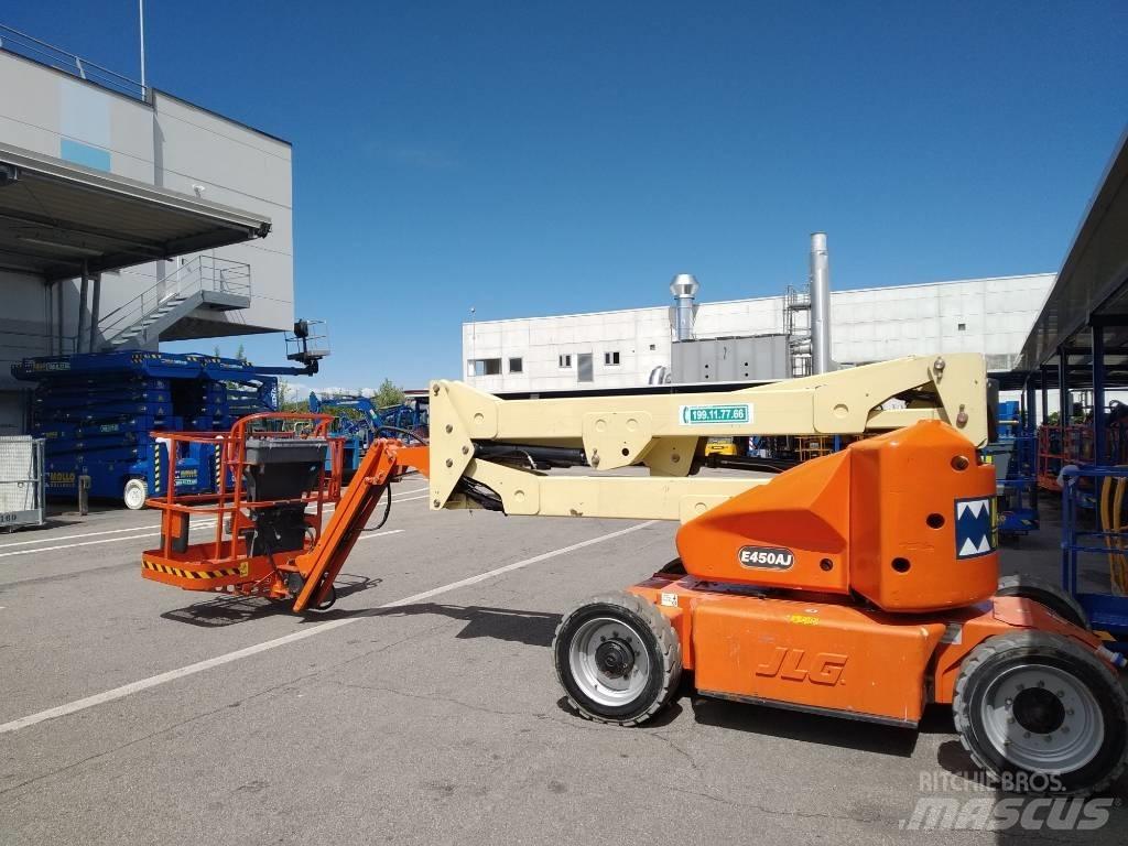JLG E 450 AJ Piattaforme a braccio articolato