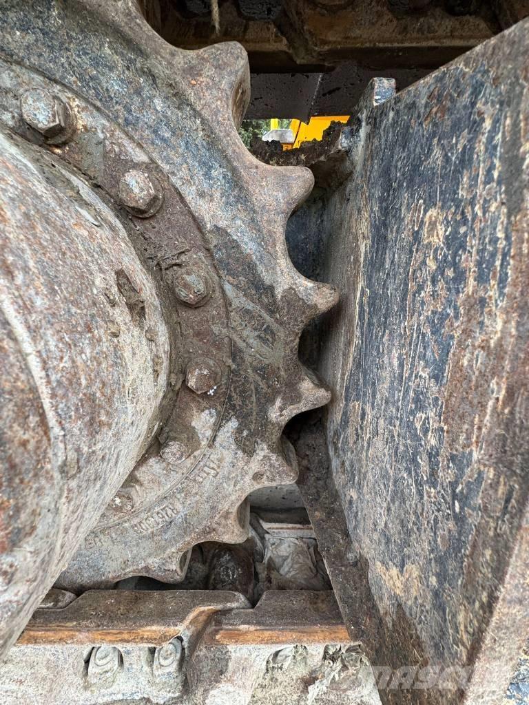 JCB 140 X Escavatori cingolati