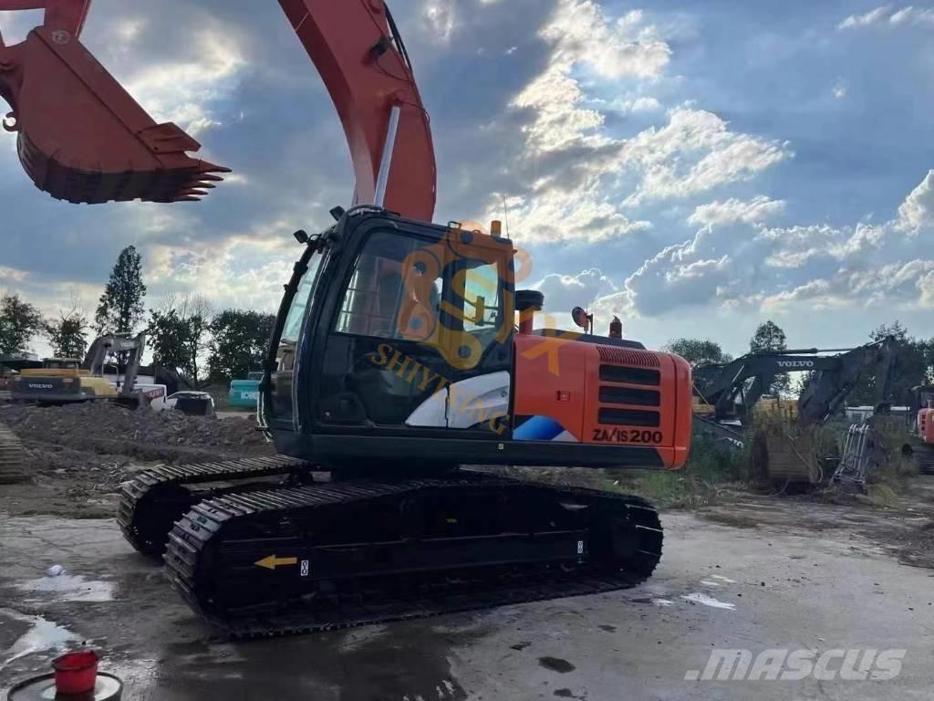 Hitachi ZX 200 Escavatori cingolati