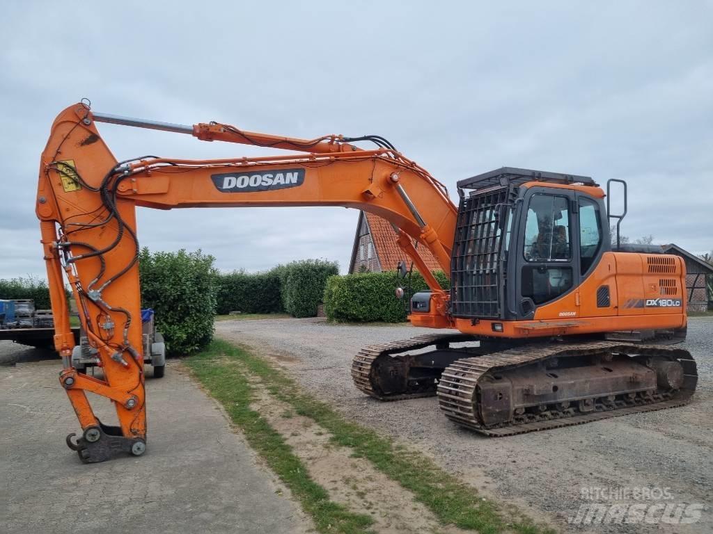Doosan DX 180 LC-3 Escavatori cingolati